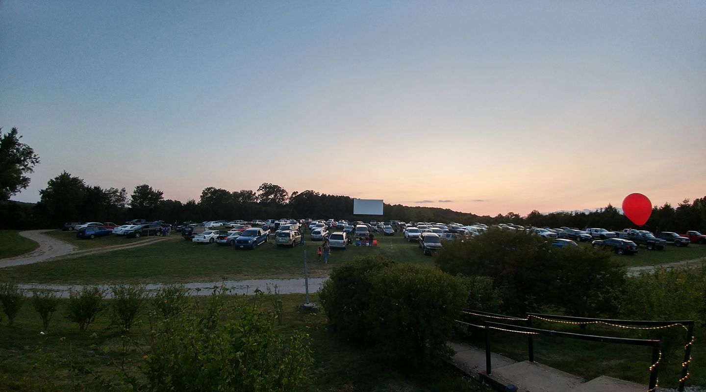 Drive in Movie Theaters Near St Louis