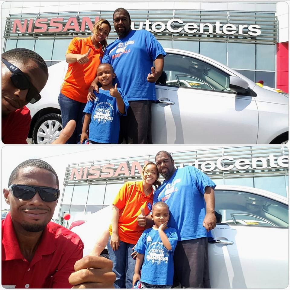Green Light Auto Credit Salesperson Poses with Family and New Car